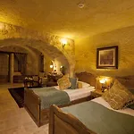 カヤカピ プレミアム ケイブス カッパドキア ホテル ウルギュップ