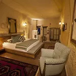 ホテル カヤカピ プレミアム ケイブス カッパドキア ウルギュップ